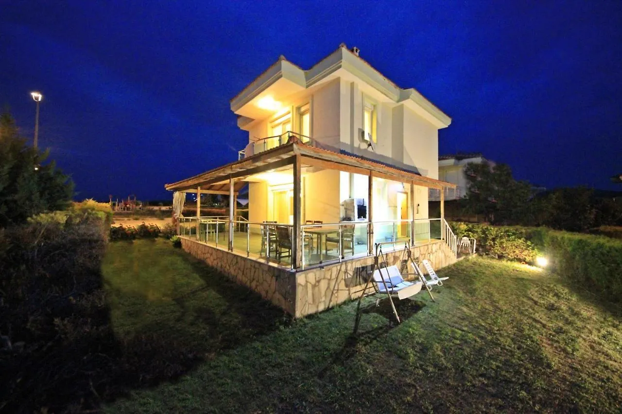 Poseidon Marine Villa Ildiri