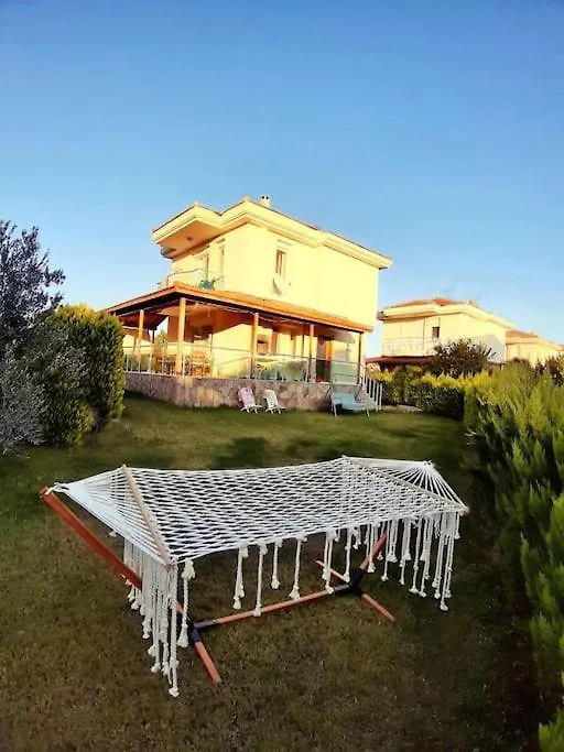 Poseidon Marine Villa Ildiri