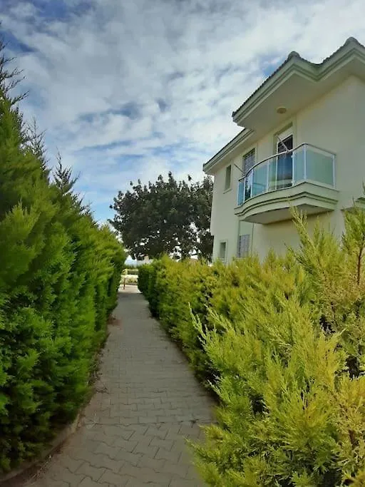 Poseidon Marine Villa Ildiri 0*,