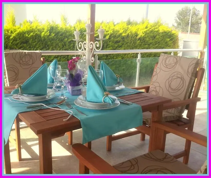 Poseidon Marine Villa Ildiri