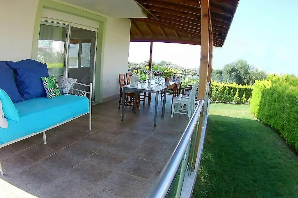 Poseidon Marine Villa Ildiri