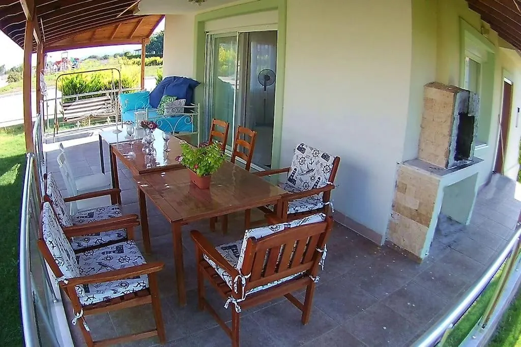 Poseidon Marine Villa Ildiri