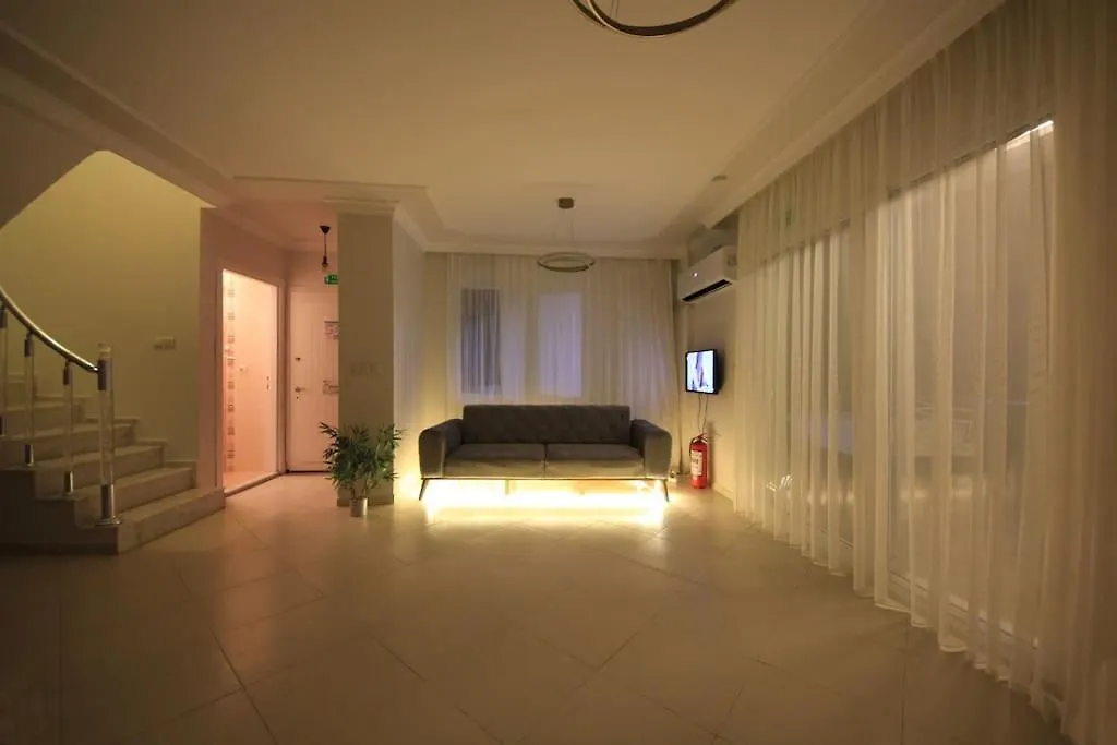 Poseidon Marine Villa Ildiri 0*,