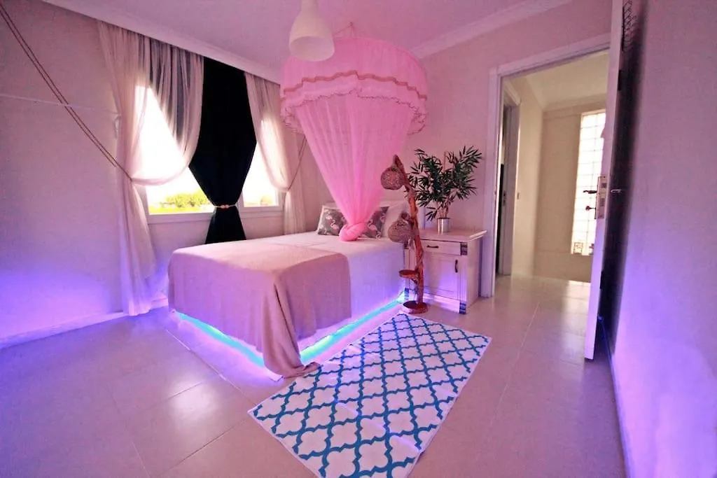 Poseidon Marine Villa Ildiri