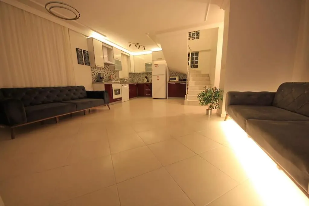 Poseidon Marine Villa Ildiri